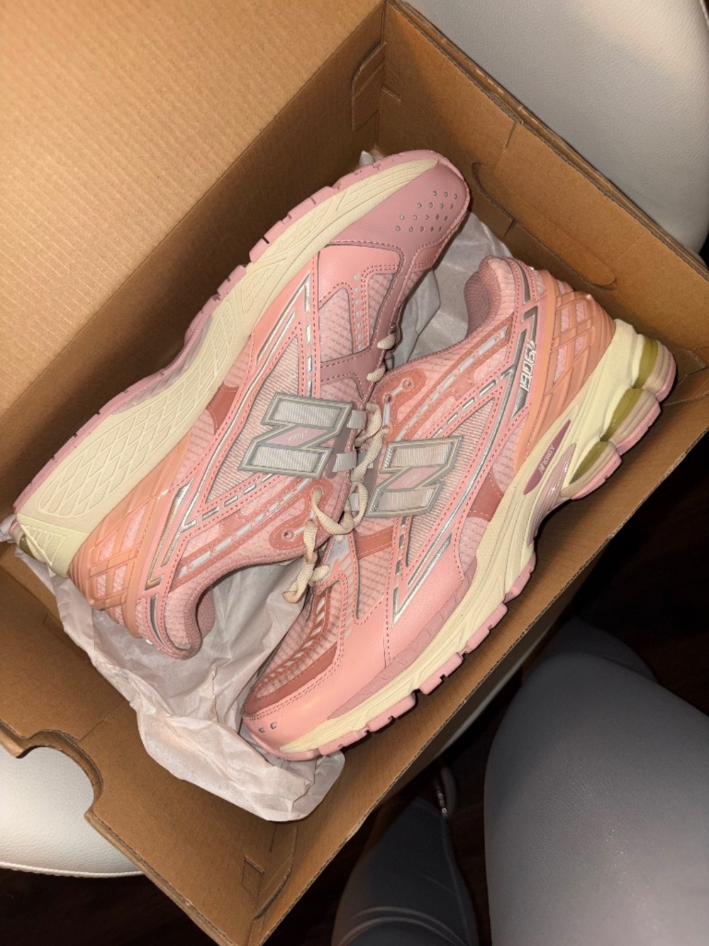 8.5 men new balances never worn